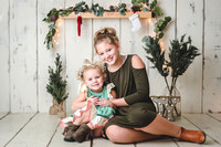 2018-11-30 Brinley & Sophie Kate Christmas mini